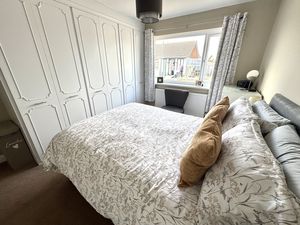 Photo 5- click for photo gallery